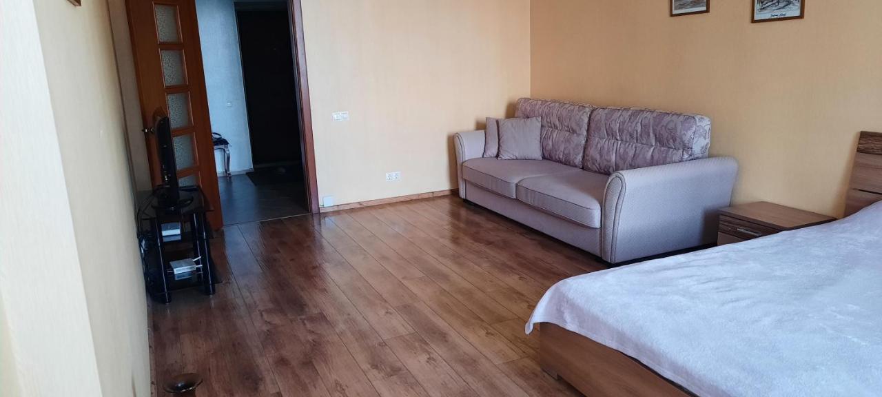 Appartement U Very à Gomel Extérieur photo